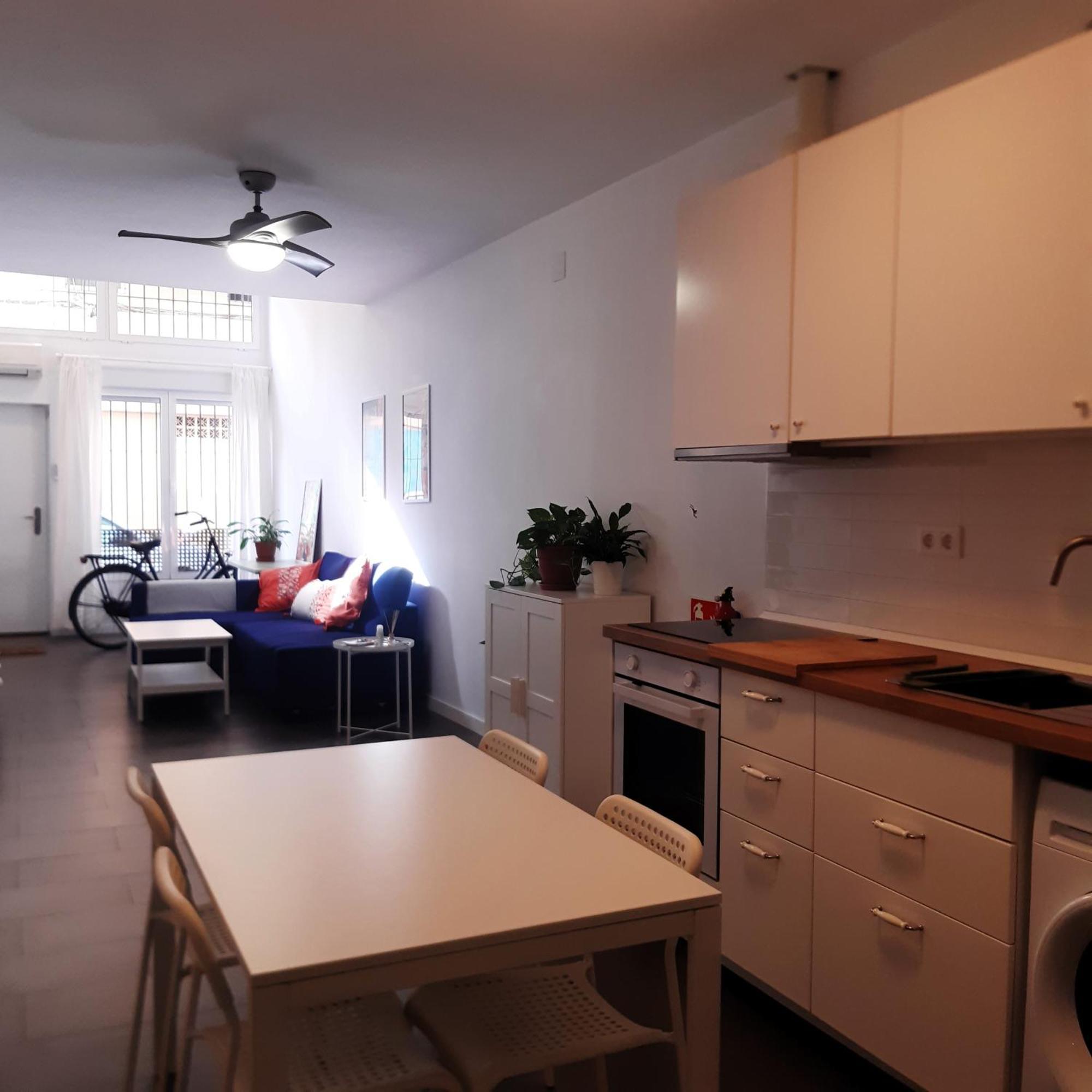 La Caramba Amplio Apartamento En La Playa Málaga Exterior foto