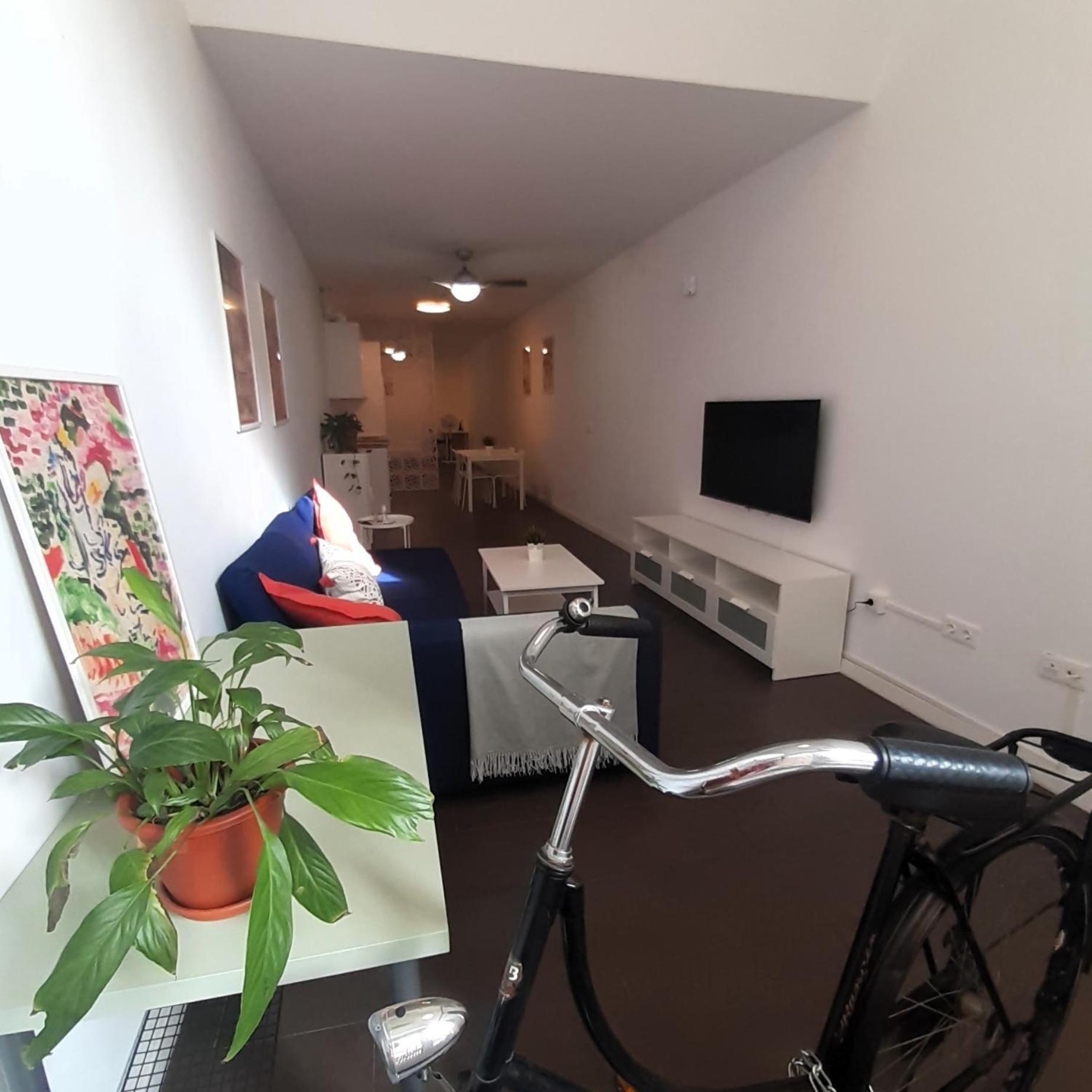 La Caramba Amplio Apartamento En La Playa Málaga Exterior foto